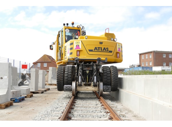 Excavator pe roti Atlas  1604 ZW Excavator specializat pentru cale ferata de vanzare